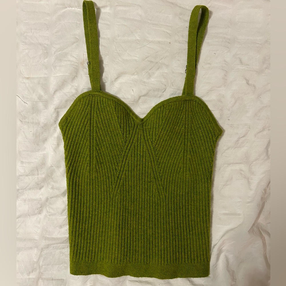 Light green tank